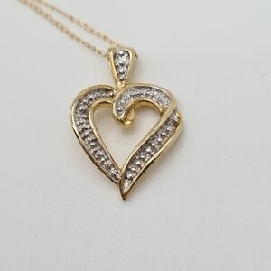 10K Solid Yellow Gold Heart Pendant Necklace 19" Chain